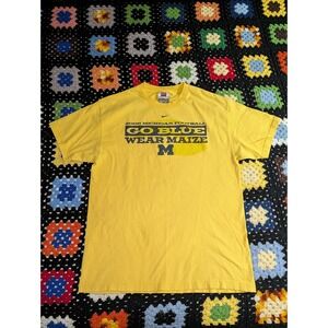 Michigan Wolverines Shirt Men's L Yellow NCAA Football Nike 2006 Go Blue Maize